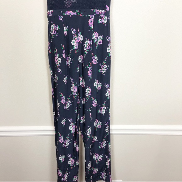 Juicy Couture | 100% Silk  Navy Floral Jumpsuit - Picture 8 of 8